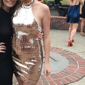 Short sequined cocktail dress!! Size small!